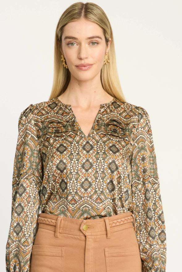 Caballero Pearl Top